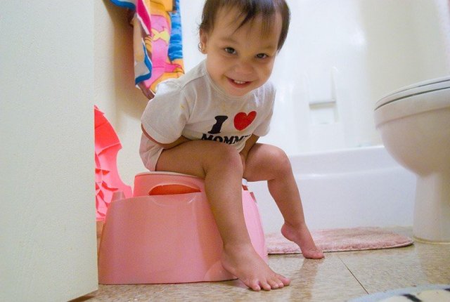 How Toilet Training Impacts Bedwetting - Chummie Bedwetting Alarm